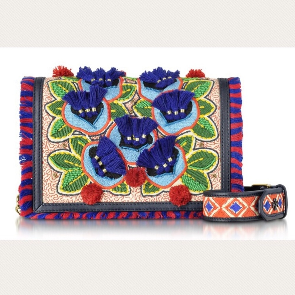 ON HOLD Tory Burch embroidered Pom Pom🎀